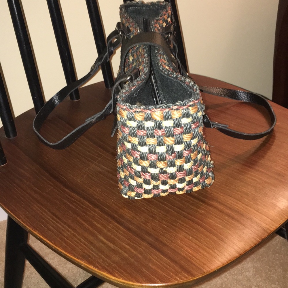 Handbag - Picture 2 of 8
